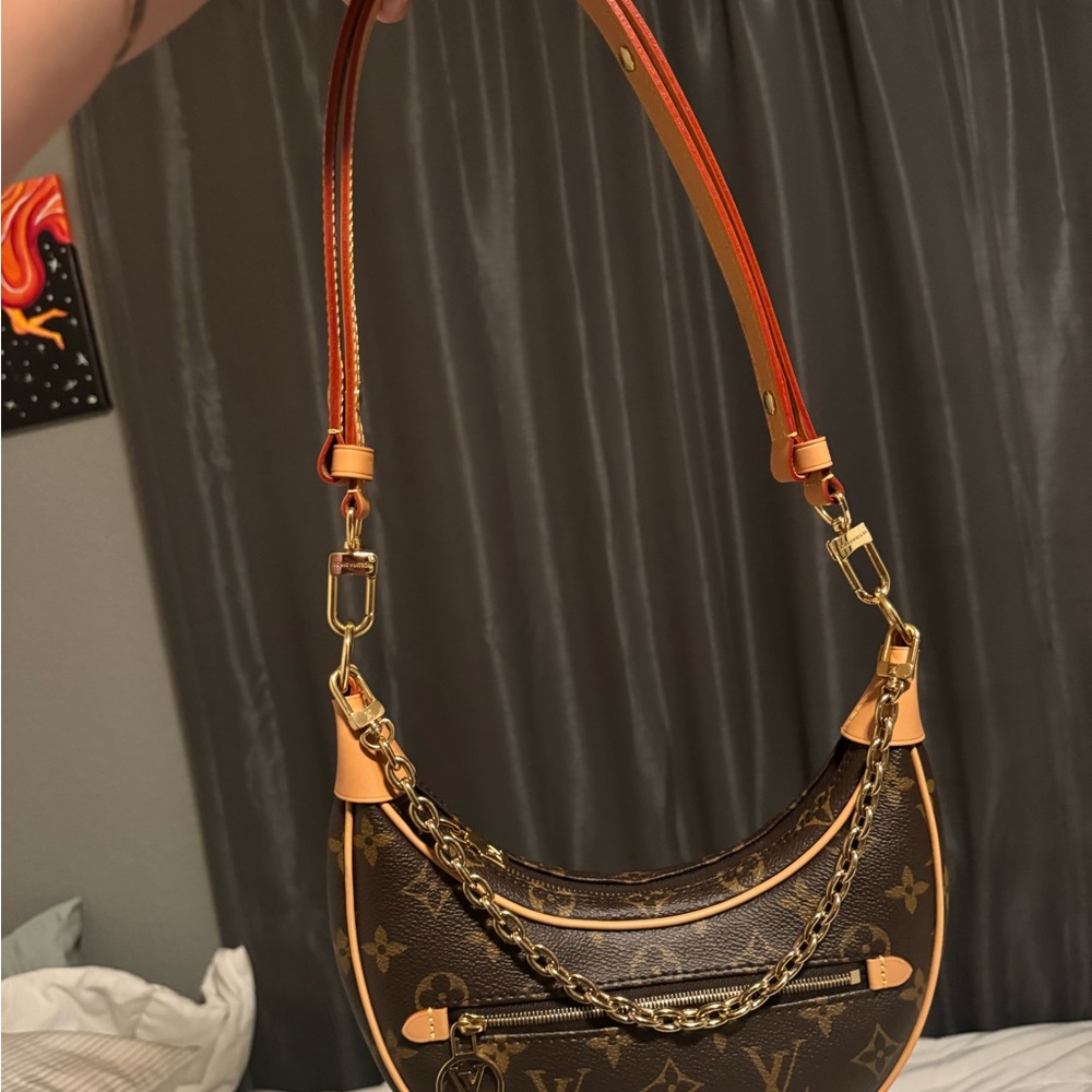 Louis Vuitton Loop Handbag Monogram Canvas - image 3